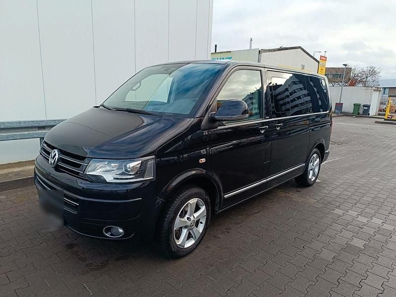 Schwarz Gebraucht 2014 VW Multivan Cup Van | 23.000 € (Superpreis) - Bild 1/4