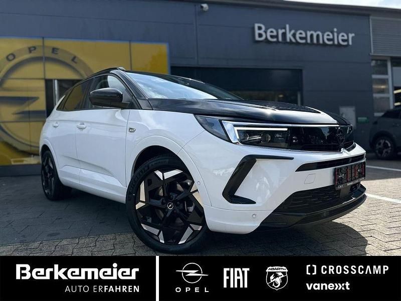 Weiß Gebraucht 2023 Opel Grandland X GSe SUV | 29.990 € (Teuer) - Bild 1/4