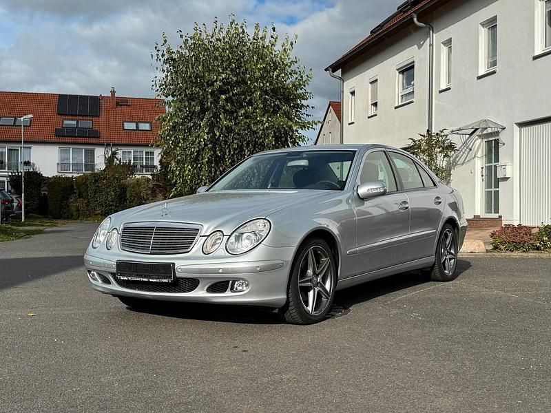 Silber Gebraucht 2006 Mercedes 280 Limousine | 6.900 € - Bild 1/4