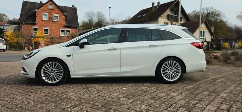 Gebraucht Opel Astra 200 PS (147 kW) 2018 Weiß Kombi