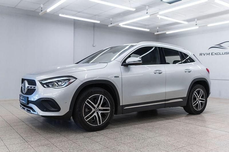 Silber Gebraucht 2021 Mercedes GLA250 SUV | 29.999 € (Guter Preis) - Bild 1/4