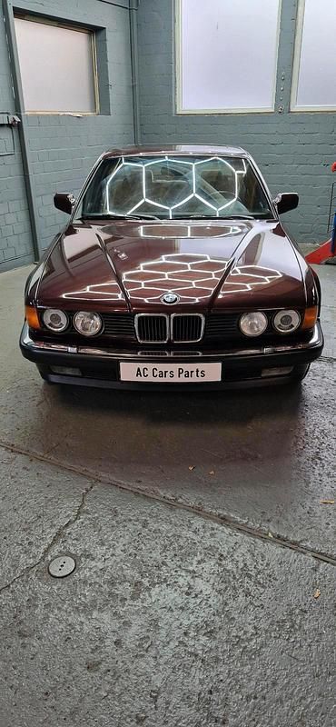 Second-hand BMW 730L 197 CP (144 kW) 1992 Roșu Berlinǎ