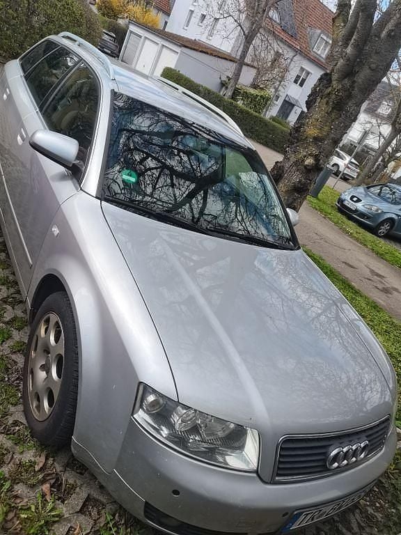 Gebraucht Audi A4 131 PS (96 kW) 2004 Silber Kombi