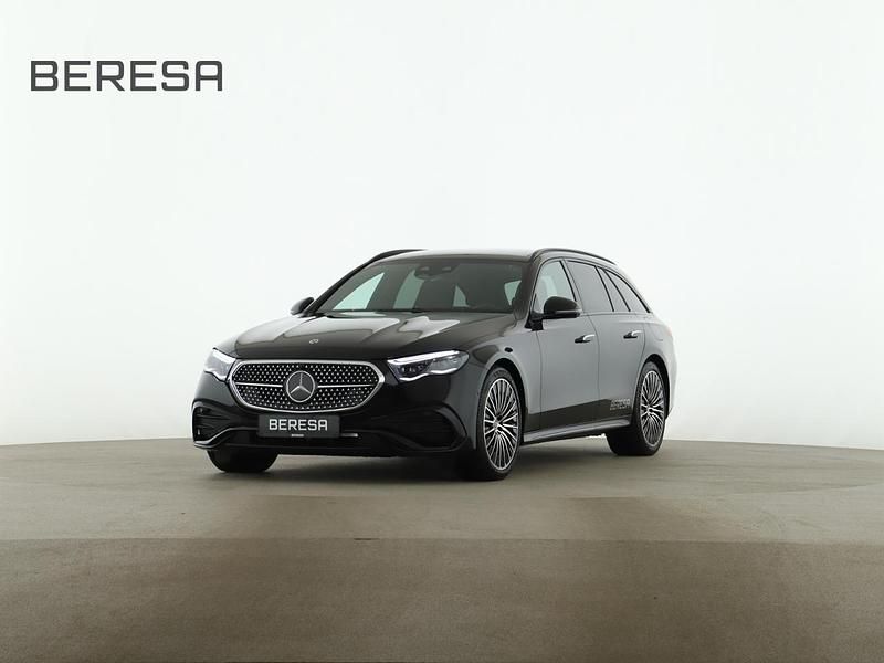 Gebraucht Mercedes E300 AMG 313 PS (230 kW) 2026 Schwarz Limousine