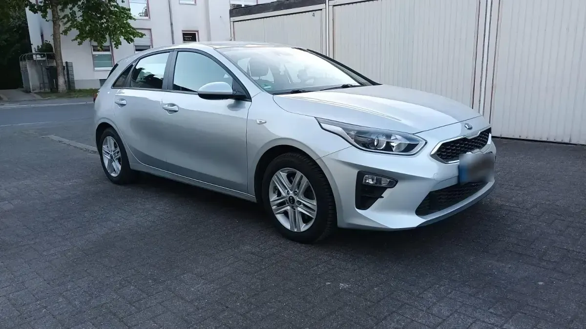 Gebraucht Kia Ceed Edition 7 99 PS (72 kW) 2018 Silber Kleinwagen