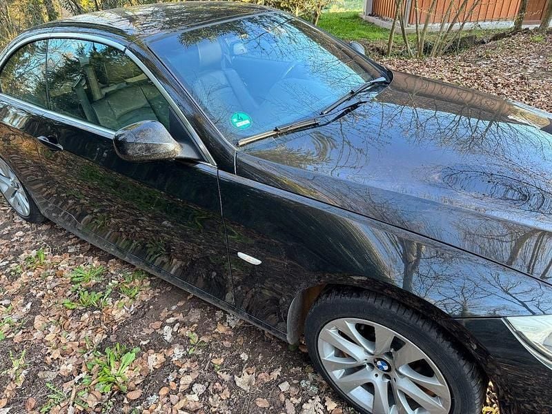 Gebraucht BMW 330 Cabriolet 245 PS (180 kW) 2012 Schwarz Cabrio