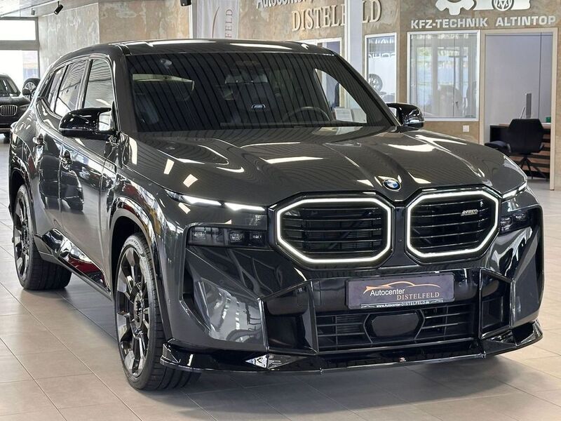 Dravitgrau metallic Gebraucht 2023 BMW XM Performance SUV | 154.990 € (Teuer) - Bild 1/4