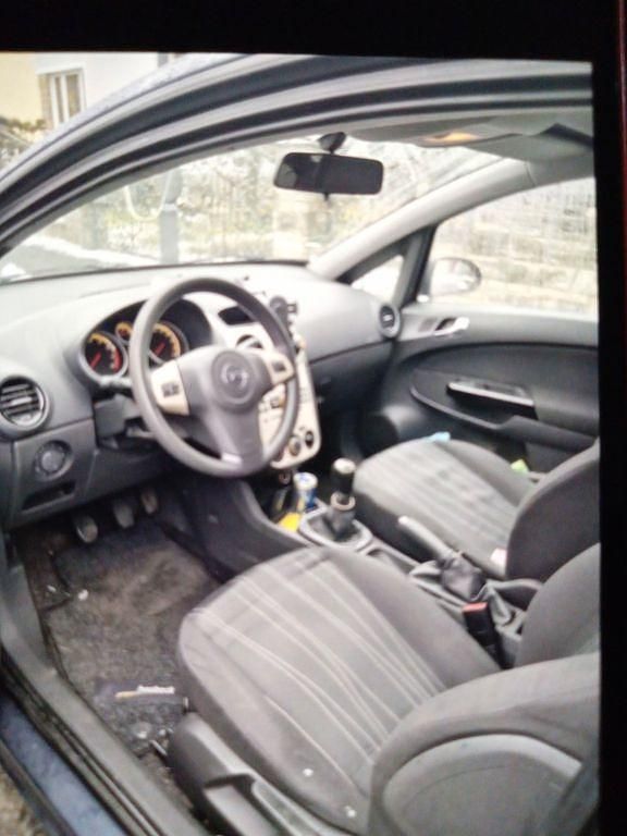 Gebraucht Opel Corsa Edition 80 PS (58 kW) 2007 Grau Limousine