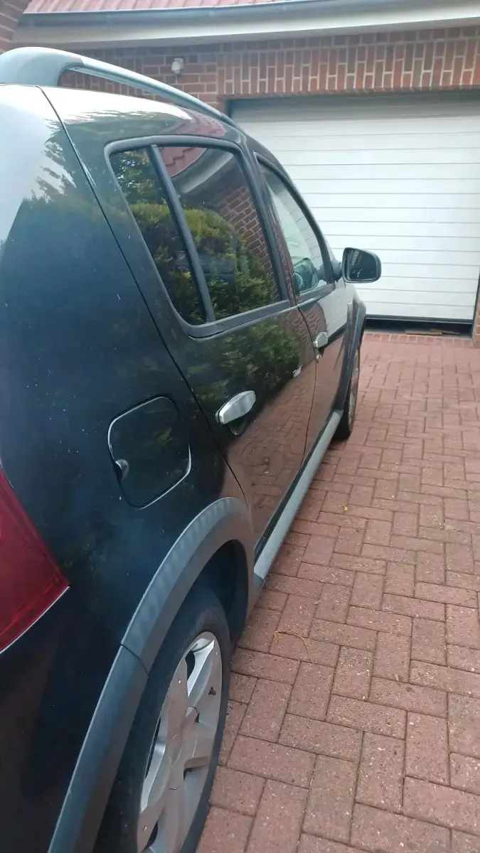 Gebraucht Dacia Sandero 87 PS (63 kW) 2010 Blau Kombi