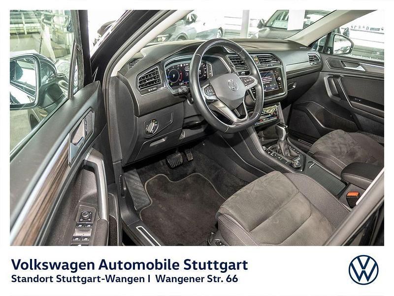 Gebraucht VW Tiguan Allspace Elegance 150 PS (110 kW) 2022 Deep black perleffekt SUV