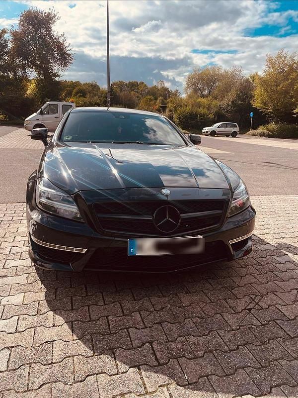 Schwarz Gebraucht 2013 Mercedes CLS63 AMG AMG Limousine | 29.000 € - Bild 1/4