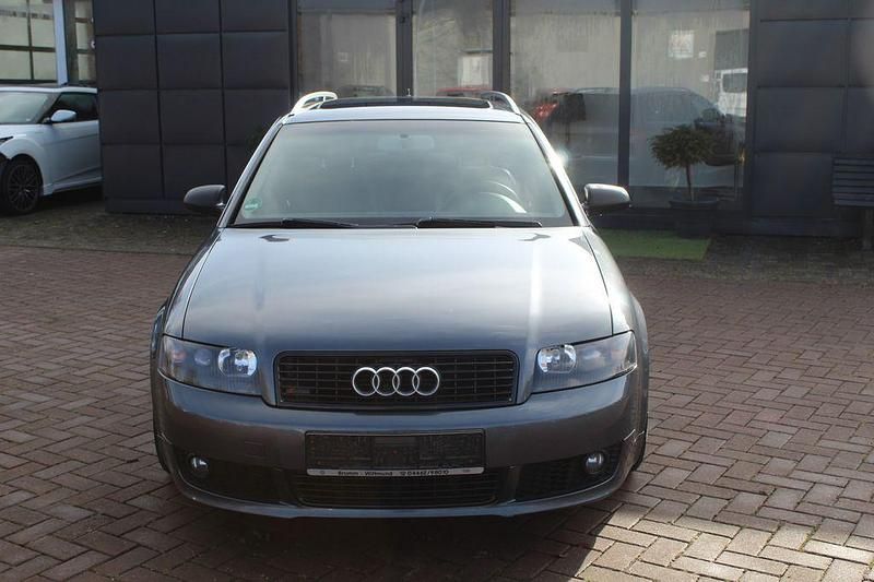 Gebraucht Audi A4 163 PS (119 kW) 2004 Grau Kombi