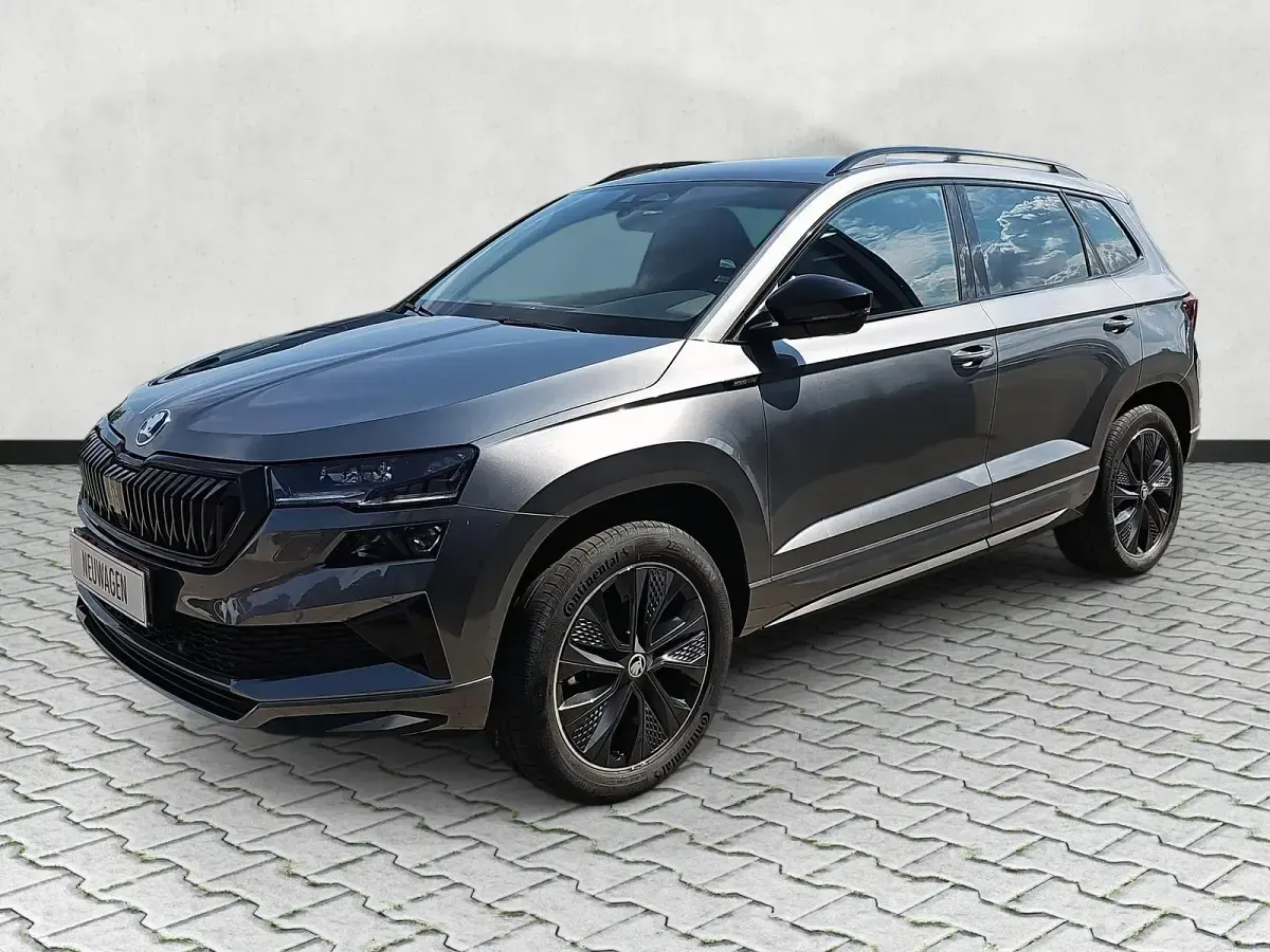 Neu Skoda Karoq SportLine 190 PS (139 kW) 2026 Steelgrau SUV