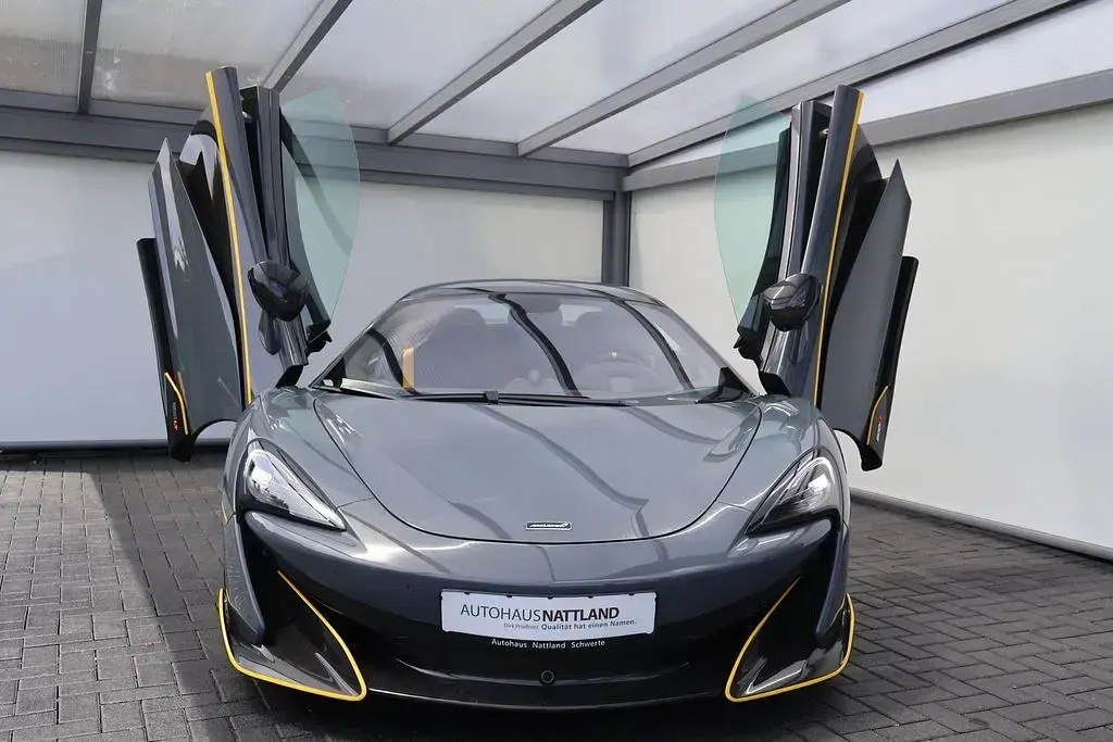 Gebraucht McLaren 600LT Spider 600 PS (441 kW) 2020 Chicane effect Cabrio