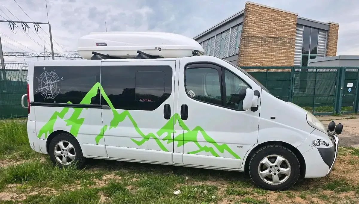Gebraucht Opel Vivaro 114 PS (83 kW) 2013 Weiß Van / Kleinbus