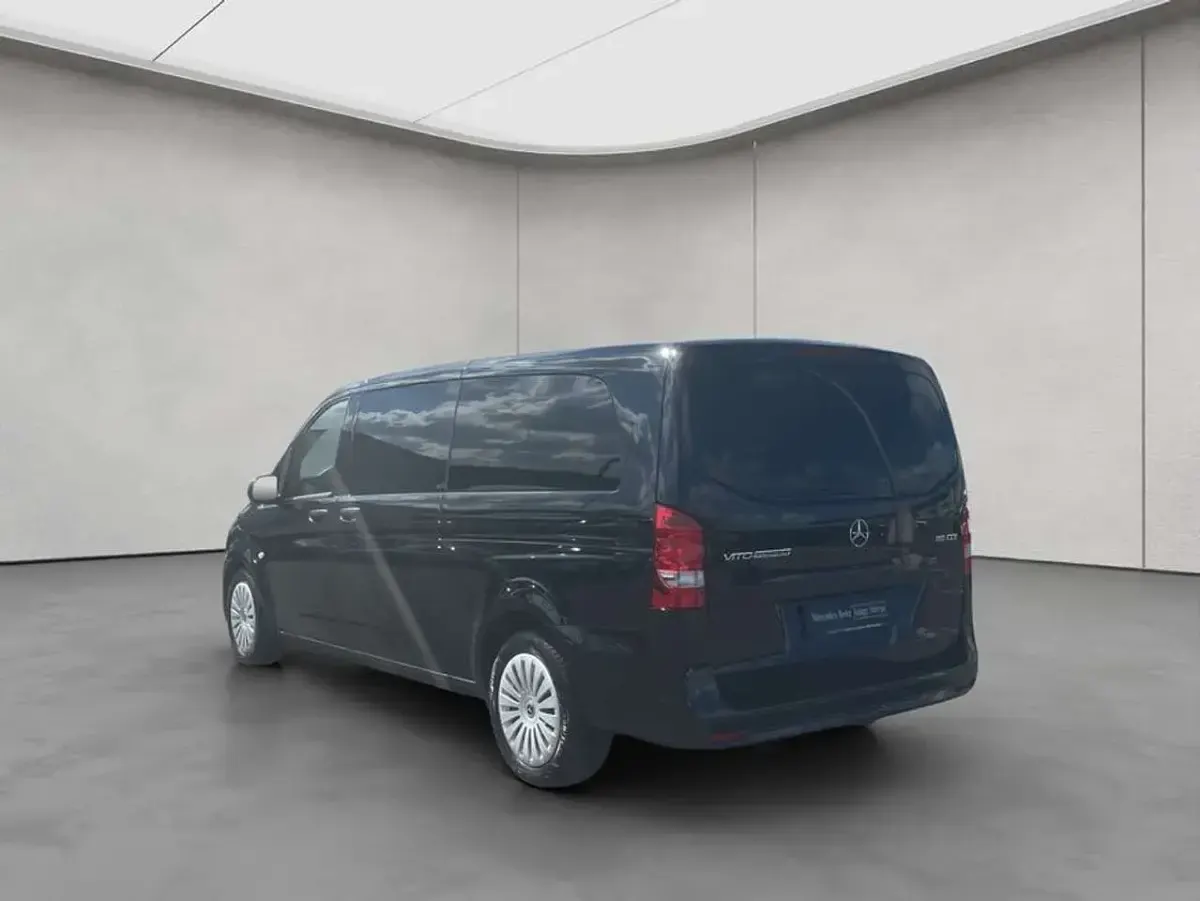 Gebraucht Mercedes Vito Marco Polo 163 PS (119 kW) 2025 Obsidianschwarz metallic Van