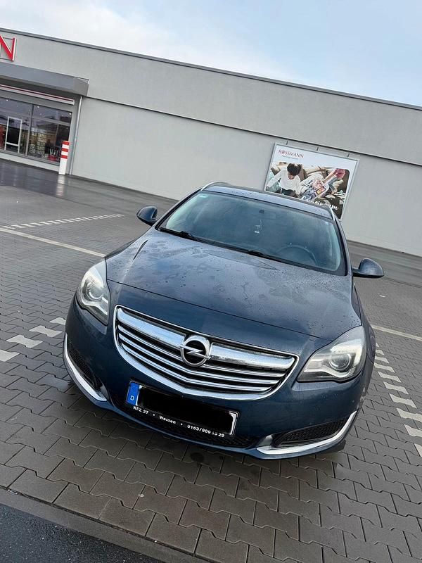 Blau Gebraucht 2025 Opel Insignia Kombi | 6.500 € - Bild 1/4