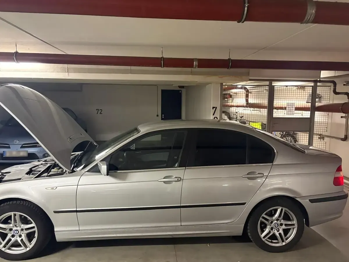 Gebraucht BMW 318 143 PS (105 kW) 2004 Silber Limousine
