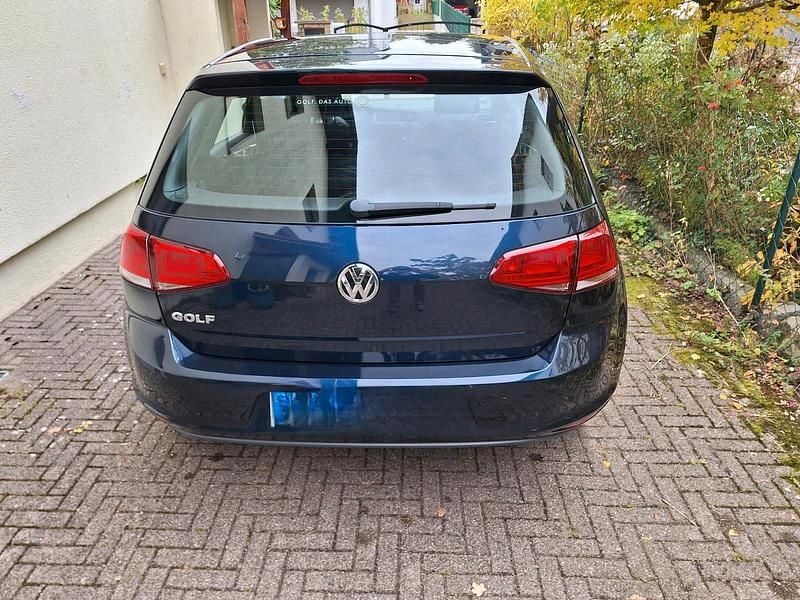 Gebraucht VW Golf VII Trendline 86 PS (63 kW) 2014 Blau Limousine