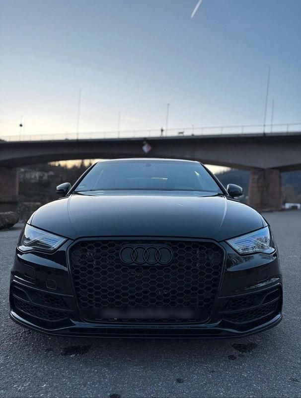 Schwarz Gebraucht 2014 Audi S3 Sportback Comfort Kleinwagen | 17.000 € - Bild 1/4