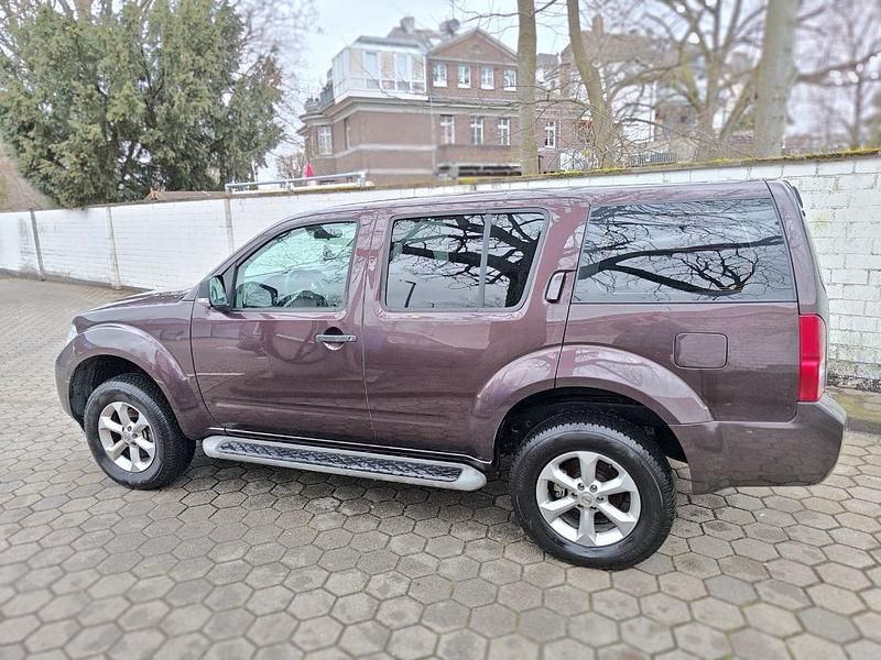 Gebraucht Nissan Pathfinder 190 PS (139 kW) 2013 Braun SUV