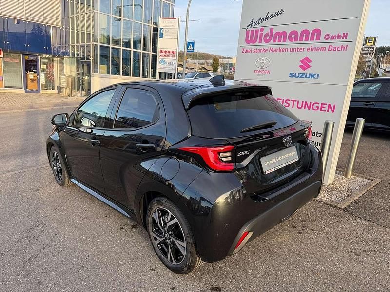 Neu Toyota Yaris Hybrid 116 PS (85 kW) 2025 Mysticschwarz Kleinwagen