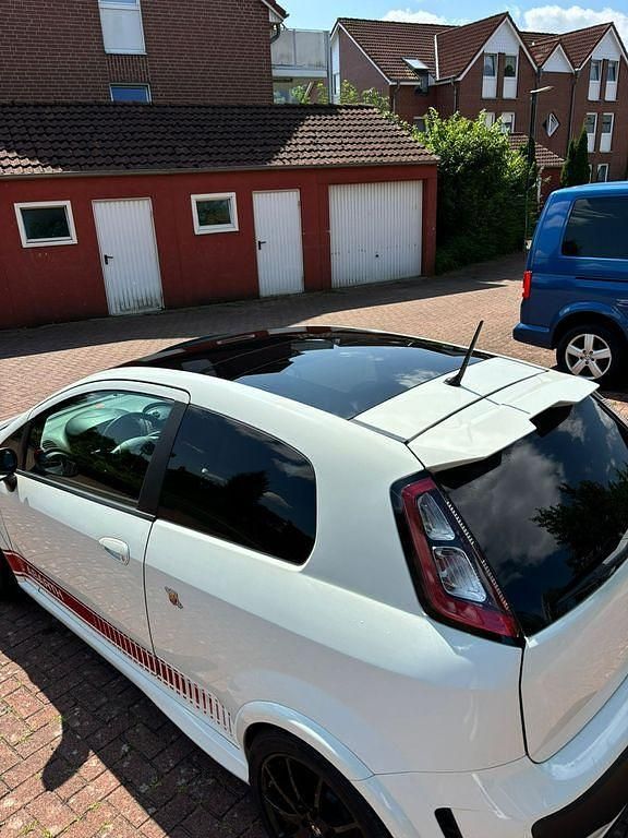 Gebraucht Abarth Punto Evo 163 PS (119 kW) 2011 Weiß Kleinwagen