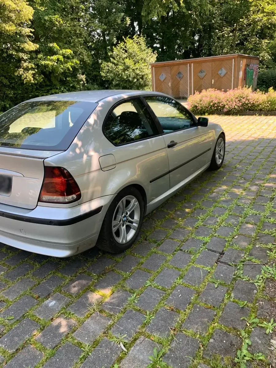 Gebraucht BMW 316 116 PS (85 kW) 2003 Silber Coupé