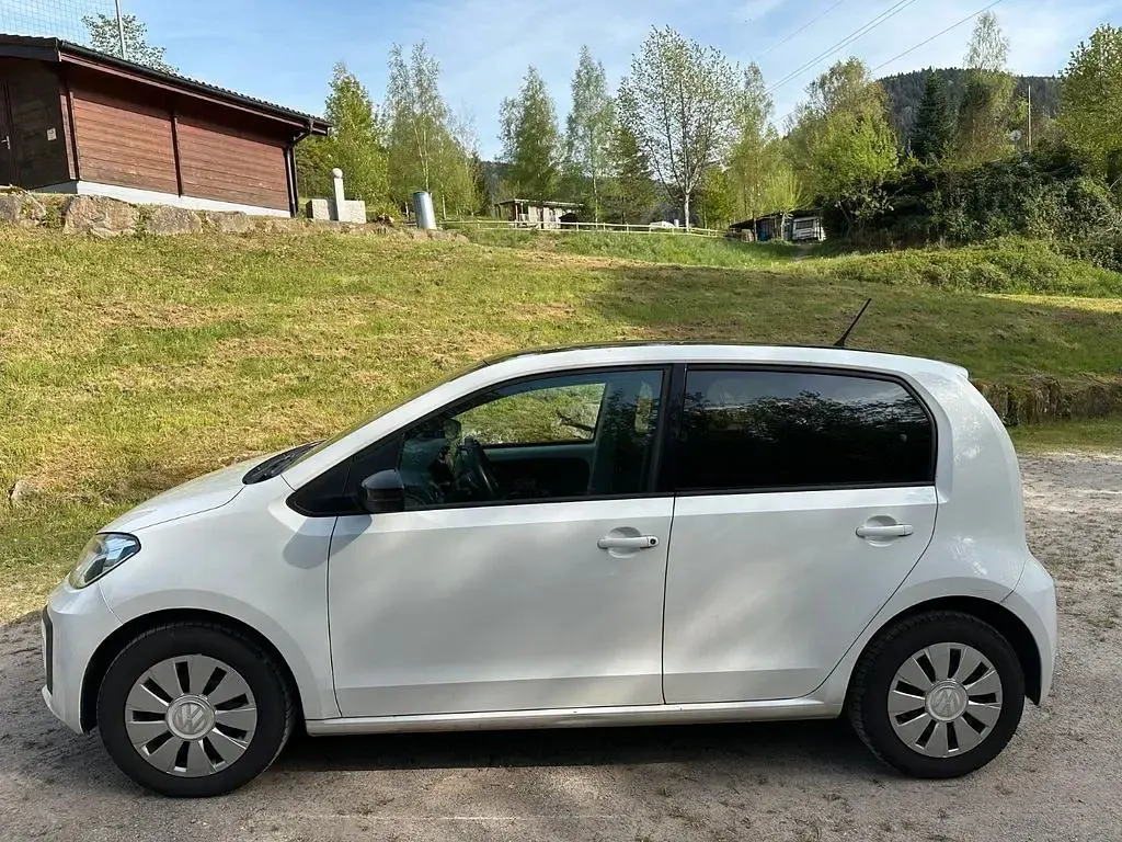 Gebraucht VW up! 60 PS (44 kW) 2016 Weiß Kleinwagen