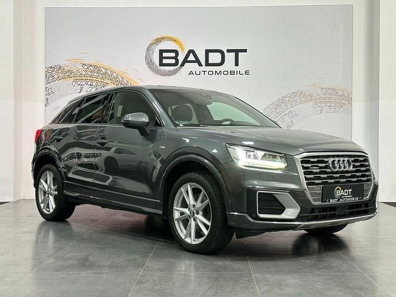 Grau Gebraucht 2018 Audi Q2 S-Line SUV | 21.900 € (Fairer Preis) - Bild 1/4