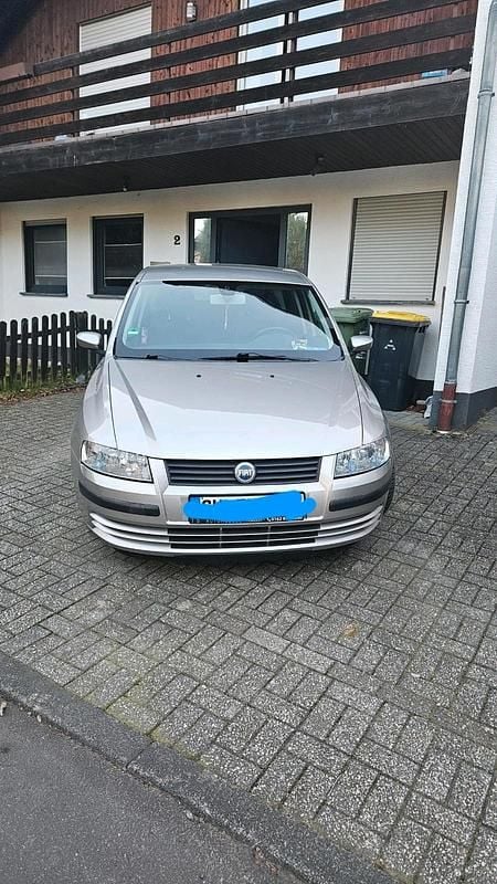 Gebraucht Fiat Stilo 103 PS (75 kW) 2003 Silber Kleinwagen