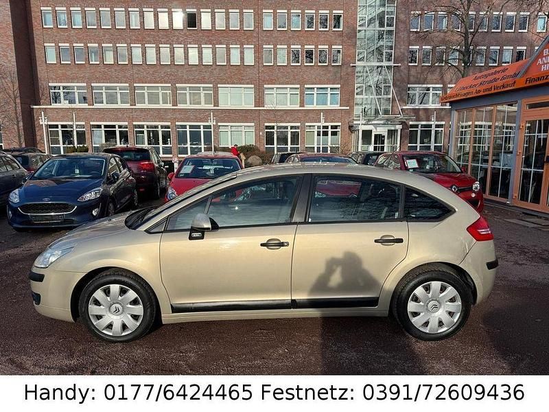 Gebraucht Citroën C4 88 PS (64 kW) 2007 Gold Coupé