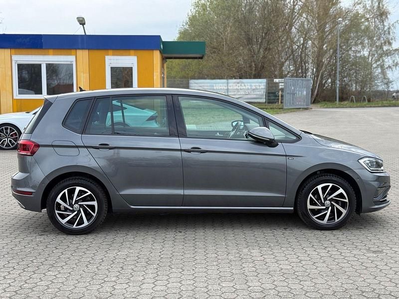 Gebraucht VW Golf VII 110 PS (80 kW) 2018 Grau Kombi