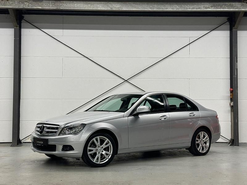 Gebraucht Mercedes C180 156 PS (114 kW) 2007 Silber Limousine