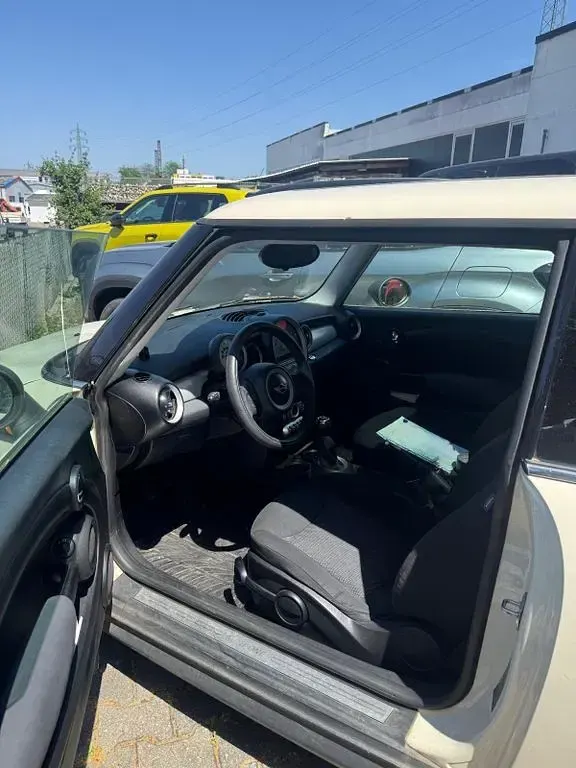 Gebraucht Mini ONE 75 PS (55 kW) 2009 Beige Kleinwagen
