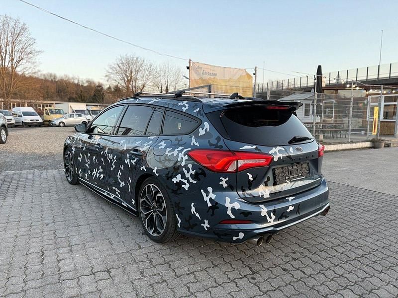 Gebraucht Ford Focus ST-Line 151 PS (111 kW) 2020 Blau Kombi