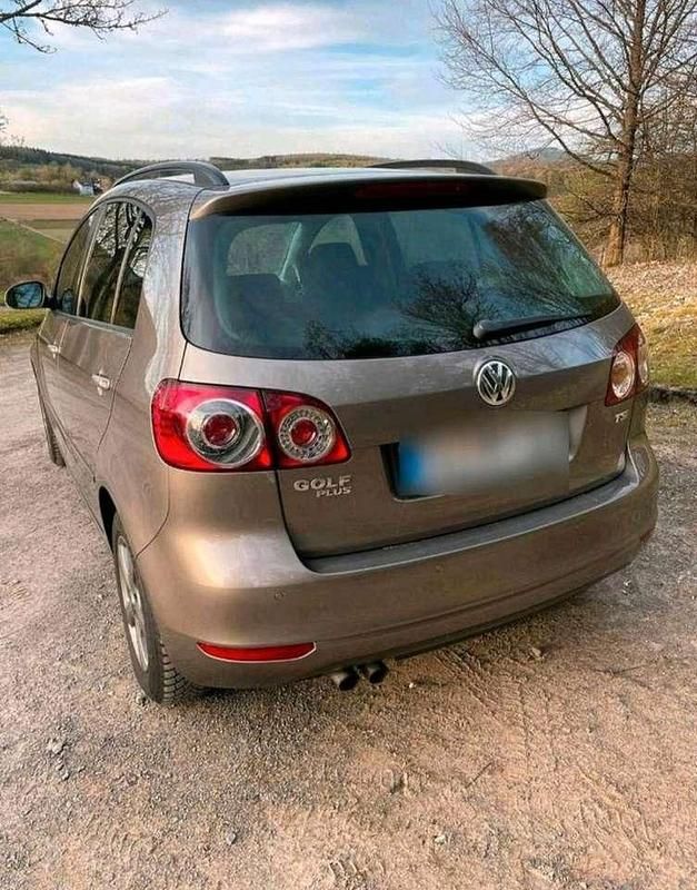 Gebraucht VW Golf VI Team 122 PS (89 kW) 2010 Kleinwagen