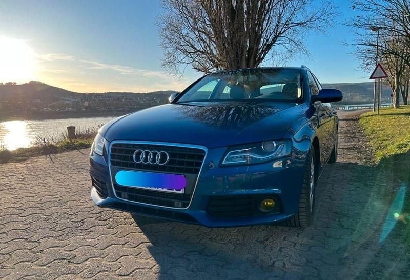 Blau Gebraucht 2009 Audi A4 Ambition Kombi | 5.500 € (Guter Preis) - Bild 1/4