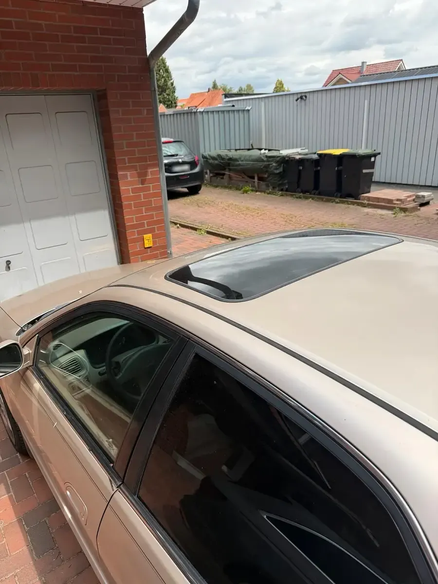 Gebraucht Honda Accord 200 PS (147 kW) 2001 Gold Limousine