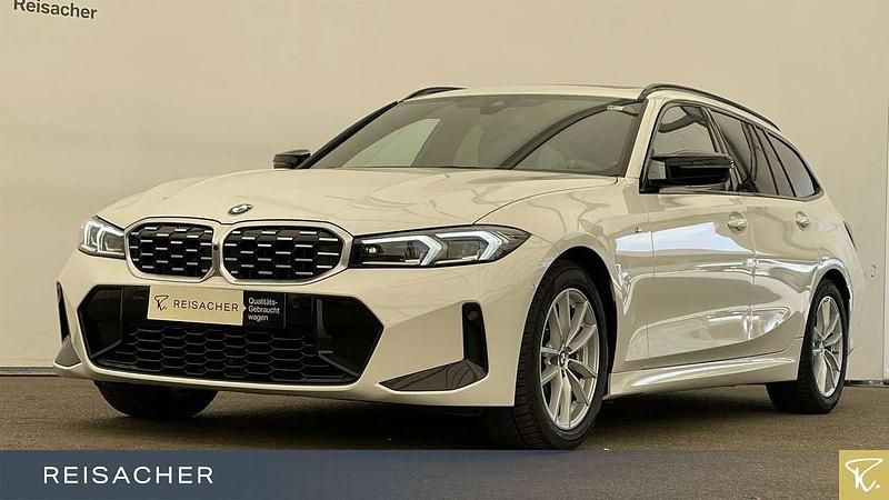 Alpinweiss Gebraucht 2024 BMW 340 Kombi | 55.687 € (Fairer Preis) - Bild 1/4
