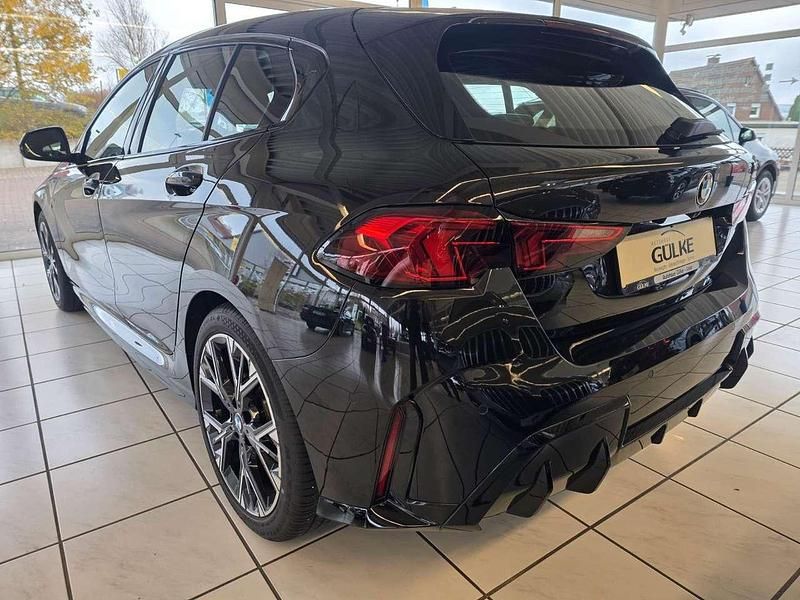 Gebraucht BMW 120 Performance 170 PS (125 kW) 2024 Schwarz Kleinwagen