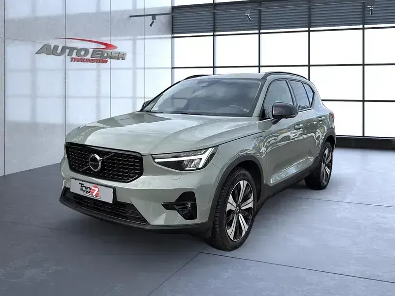 Gebraucht Volvo XC40 Plus 261 PS (191 kW) 2022 Grün SUV