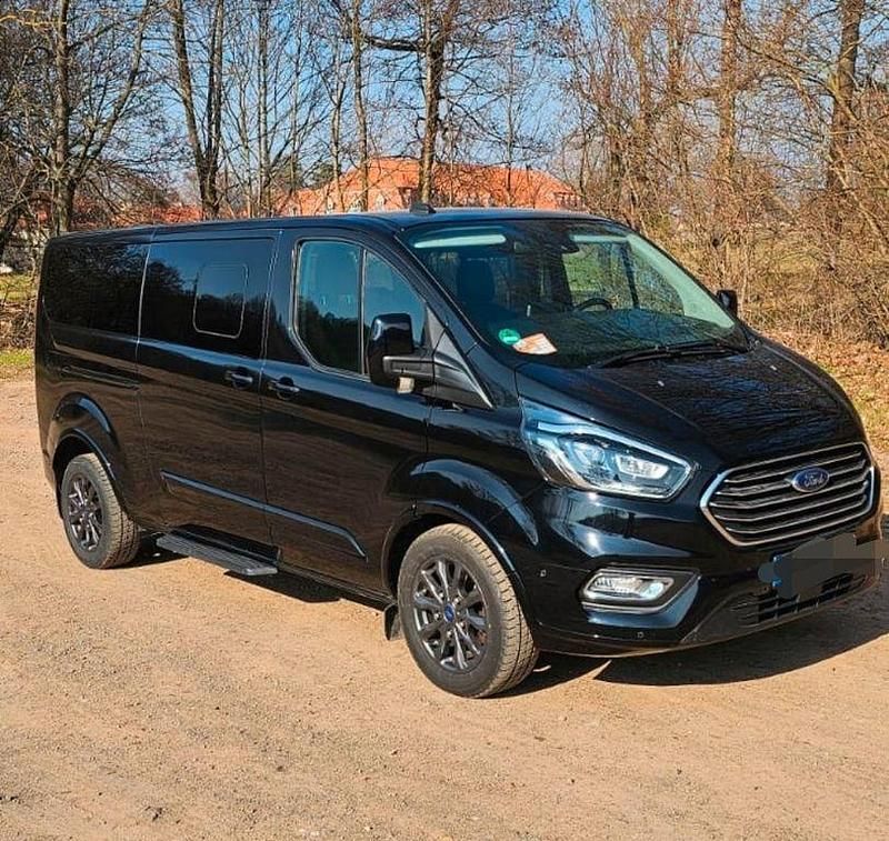 Gebraucht Ford Tourneo Titanium X 185 PS (136 kW) 2020 Schwarz Van / Kleinbus