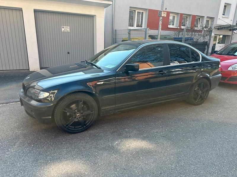 Gebraucht BMW 316 115 PS (84 kW) 2004 Schwarz Limousine