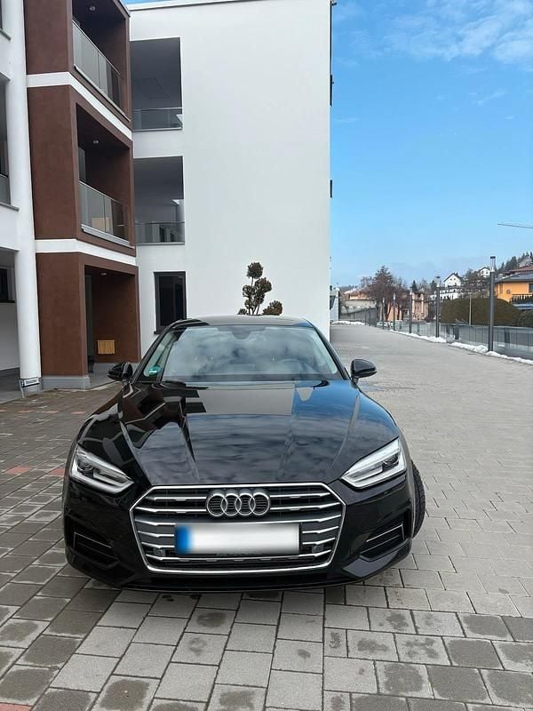 Gebraucht Audi A5 Sportback Design 190 PS (139 kW) 2019 Schwarz Kleinwagen