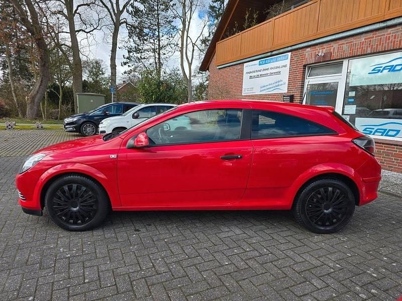 Gebraucht Opel Astra GTC Selection 90 PS (66 kW) 2009 Rot Limousine