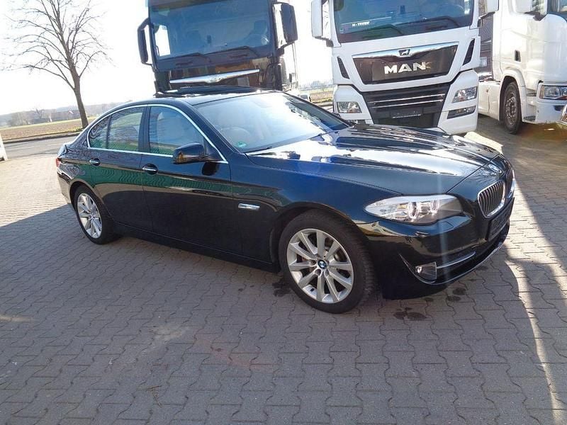 Gebraucht BMW 528 258 PS (189 kW) 2010 Schwarz Limousine