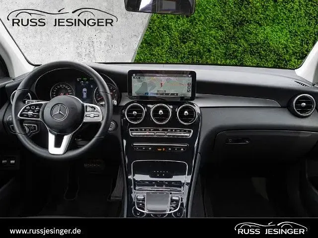 Gebraucht Mercedes GLC300e 320 PS (235 kW) 2021 SUV
