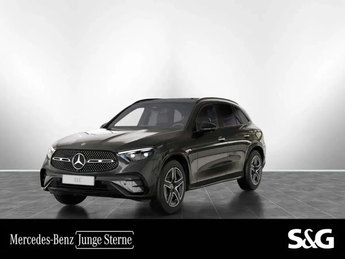 Gebraucht Mercedes GLC300 AMG 204 PS (150 kW) 2023 SUV