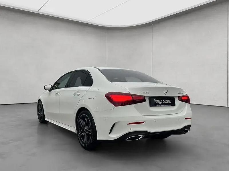 Gebraucht Mercedes A220 Premium 190 PS (139 kW) 2025 Polarweiß Limousine